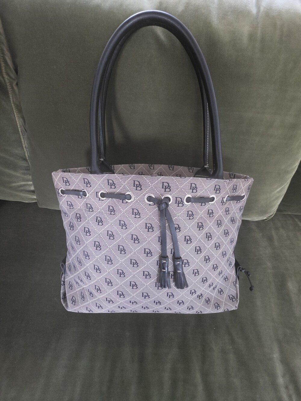 Dooney & Bourke Large Signature Bucket Tote